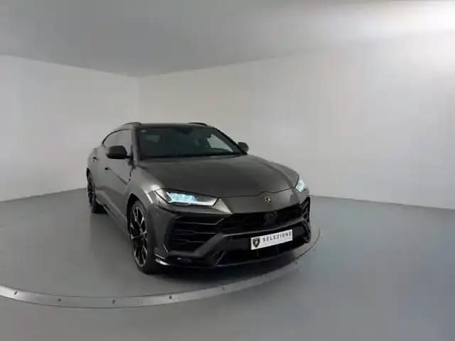 Gris Occasion 2021 Lamborghini Urus SUV | 249 900 € (Prix juste) - Image 1/4