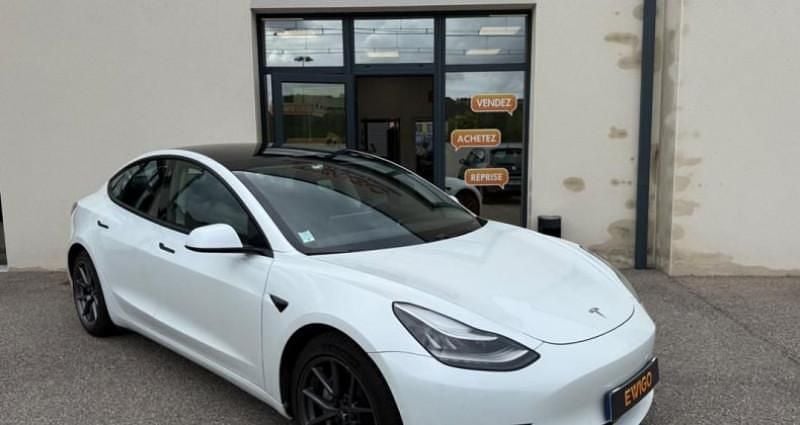 Utilisé 2020 Tesla Model 3 Berline | 24 990 € (Bon prix) - Image 1/4