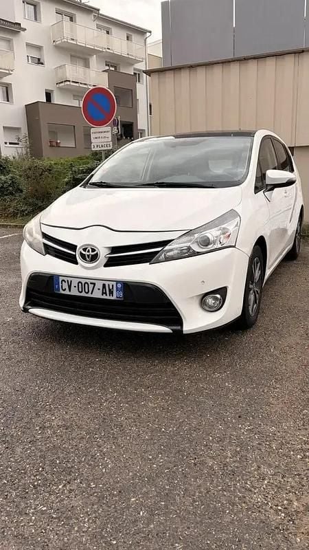 Utilisé 2013 Toyota Verso Active Monospace | 5 900 € - Image 1/4