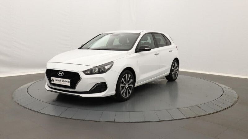Blanc Utilisé 2021 Hyundai i30 Edition Berline | 14 990 € (Prix juste) - Image 1/4