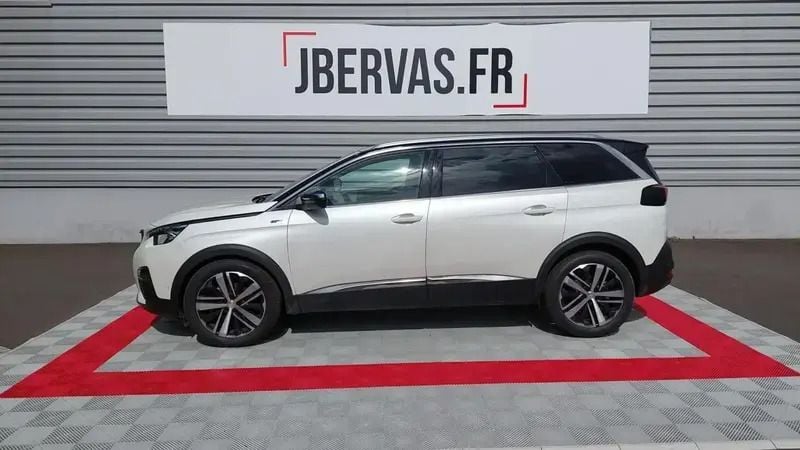 Blanc Occasion 2018 Peugeot 5008 GT Monospace | 32 599 € - Image 1/4