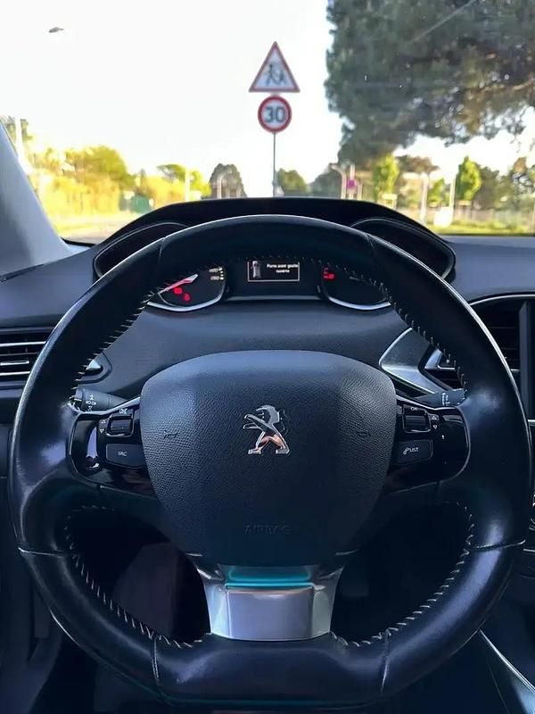Occasion 2019 Peugeot 308 SW Allure Break | 6 450 € (Prix juste) - Image 1/4