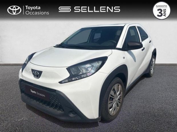 Blanc Utilisé 2023 Toyota Aygo Business Edition Citadine | 13 880 € (Prix juste) - Image 1/4