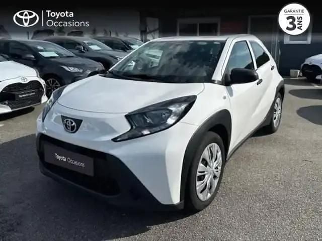 Blanc Utilisé 2023 Toyota Aygo X Business Edition SUV | 12 990 € - Image 1/4