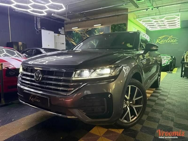 Noir Occasion 2019 VW Touareg R-line SUV | 34 990 € (Prix juste) - Image 1/4