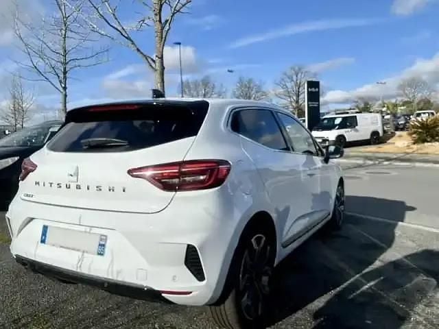 Nouvelle Mitsubishi Colt 2025 Blanc Citadine