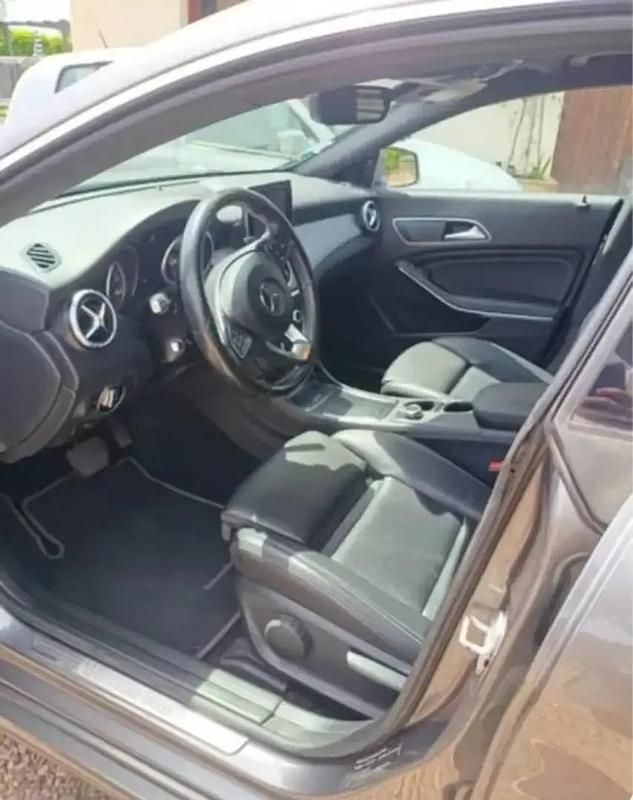 Occasion 2017 Mercedes CLA200 Edition Berline | 16 500 € (Bon prix) - Image 1/2