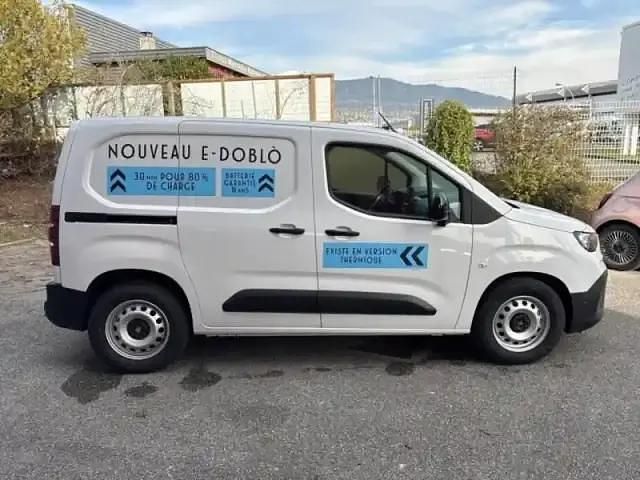 Nouvelle Fiat e-Doblò Connect 100 kW (136 ch) 2025 Blanc icy Monospace