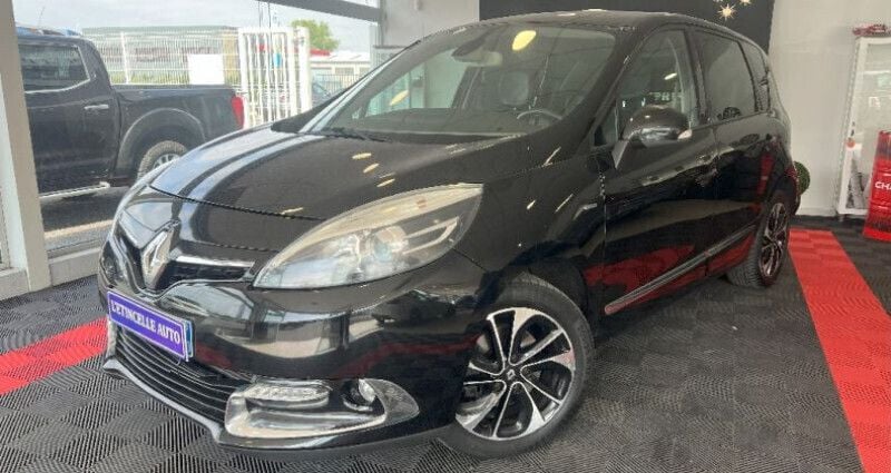 Utilisé 2014 Renault Scénic III Bose Edition Monospace | 5 990 € - Image 1/4