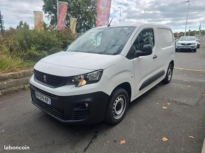 Blanc Utilisé 2020 Peugeot Partner Monospace | 8 990 € - Image 1/4