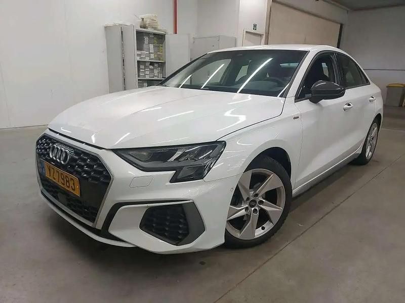 Blanc Occasion 2022 Audi A3 S-Line Berline | 27 990 € (Prix juste) - Image 1/2