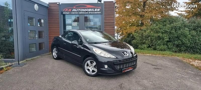 Noir Occasion 2011 Peugeot 207 Cabriolet | 4 990 € (Bon prix) - Image 1/4
