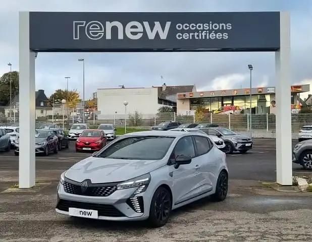 Gris fonce Utilisé 2025 Renault Clio V Berline | 24 990 € (Prix cher) - Image 1/4