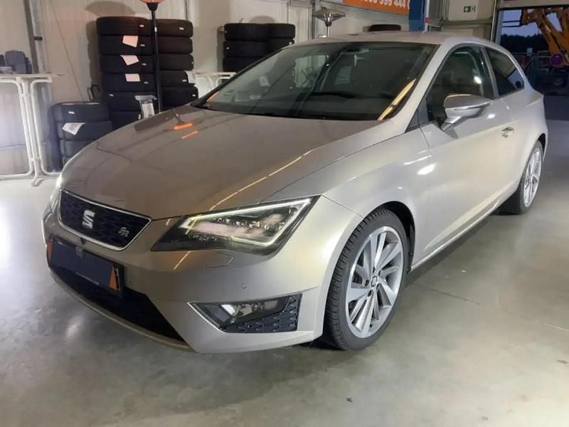 Gris Occasion 2013 Seat Leon FR Berline | 10 990 € (Bon prix) - Image 1/4