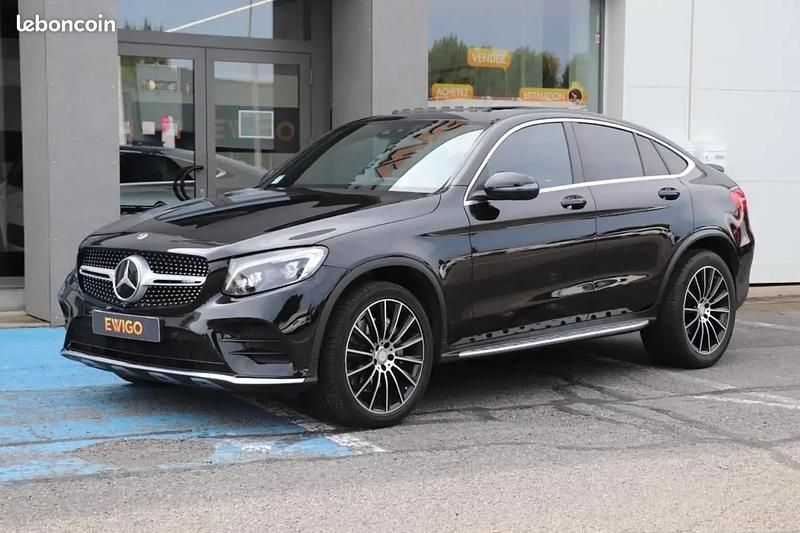 Noir Utilisé 2016 Mercedes GLC250 AMG line Coupé | 30 490 € (Prix cher) - Image 1/4