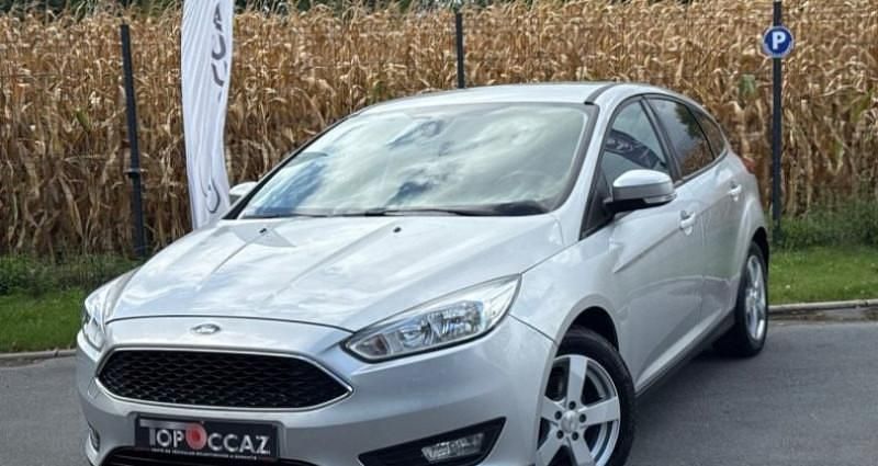 Gris Utilisé 2016 Ford Focus Business Edition Berline | 7 990 € (Prix assez cher) - Image 1/4