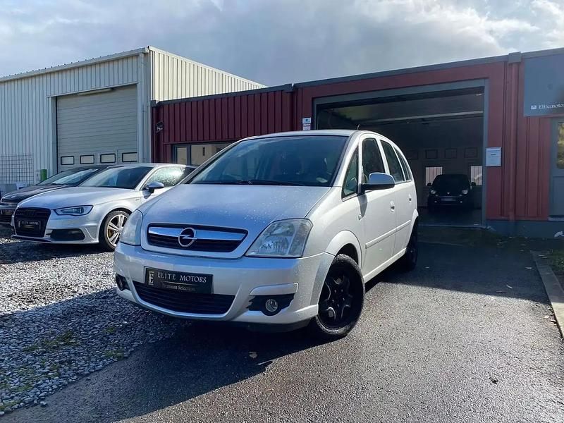 Argent Utilisé 2009 Opel Meriva Essentia Monospace | 1 990 € - Image 1/4