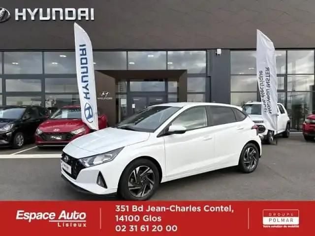Polar white Occasion 2023 Hyundai i20 Berline | 16 790 € (Prix juste) - Image 1/4