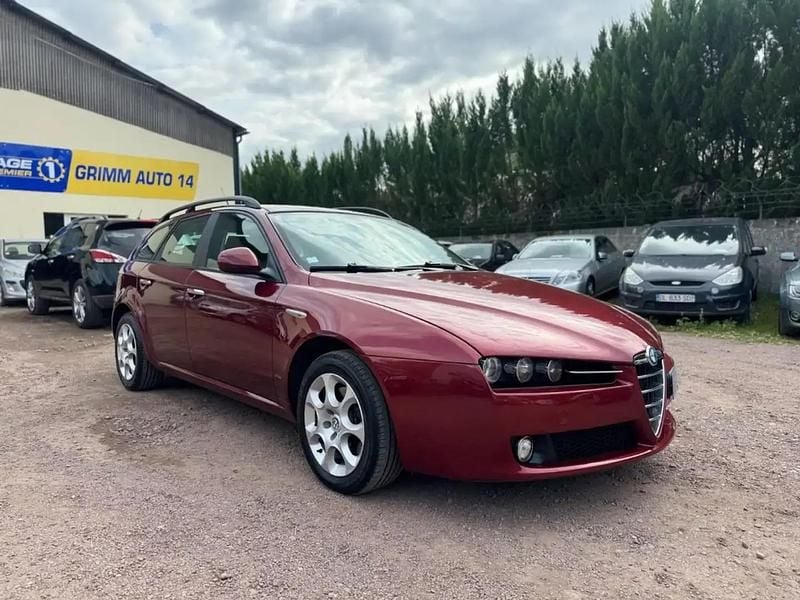Rouge Occasion 2007 Alfa Romeo 159 Break | 4 990 € - Image 1/4