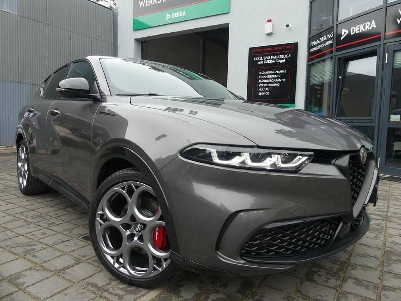 Utilisé 2023 Alfa Romeo Tonale SUV | 29 800 € (Prix juste) - Image 1/4