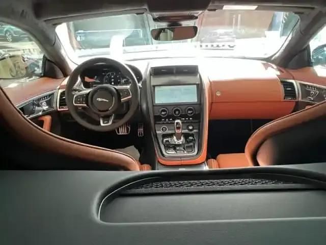 Occasion Jaguar F-Type R 2023 Santorini black Coupé