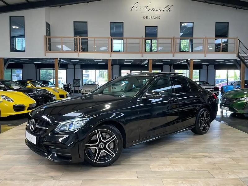 Noir Utilisé 2020 Mercedes E300 AMG line Berline | 32 990 € (Prix juste) - Image 1/4