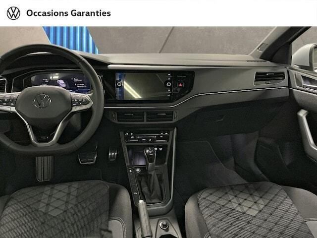Image 3/4