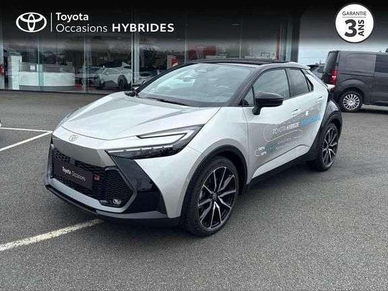 Occasion 2025 Toyota C-HR Sport SUV | 41 990 € - Image 1/1