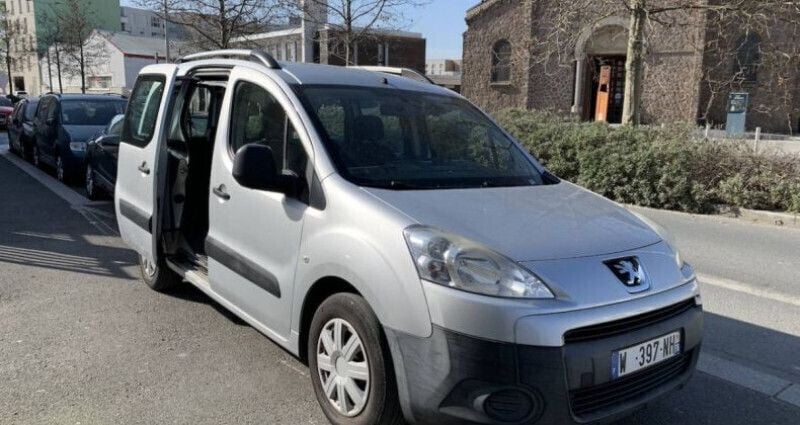 Utilisé 2010 Peugeot Partner Van | 5 970 € - Image 1/4