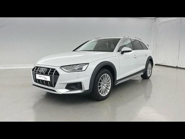 Blanc glacier métallisé Utilisé 2020 Audi A4 Design Berline | 34 999 € - Image 1/4