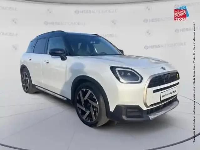 Occasion Mini Countryman Favoured 22 kW (30 ch) 2025 Nanuq white SUV