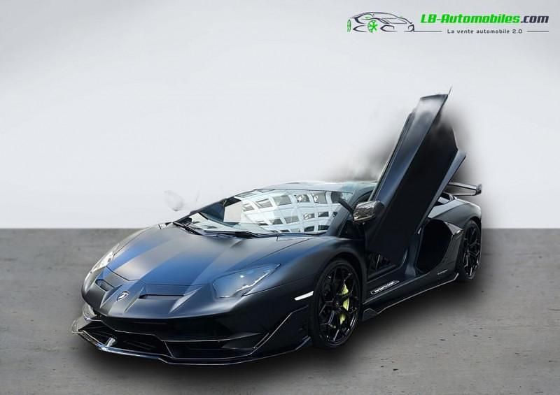 Utilisé 2021 Lamborghini Aventador Coupé | 625 700 € - Image 1/4