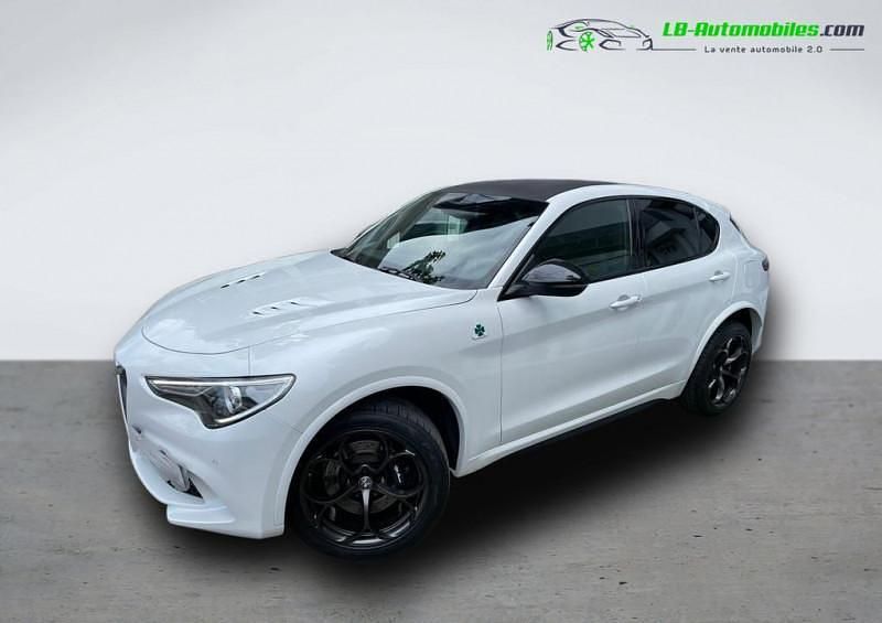 Utilisé 2021 Alfa Romeo Stelvio SUV | 62 800 € (Prix juste) - Image 1/4