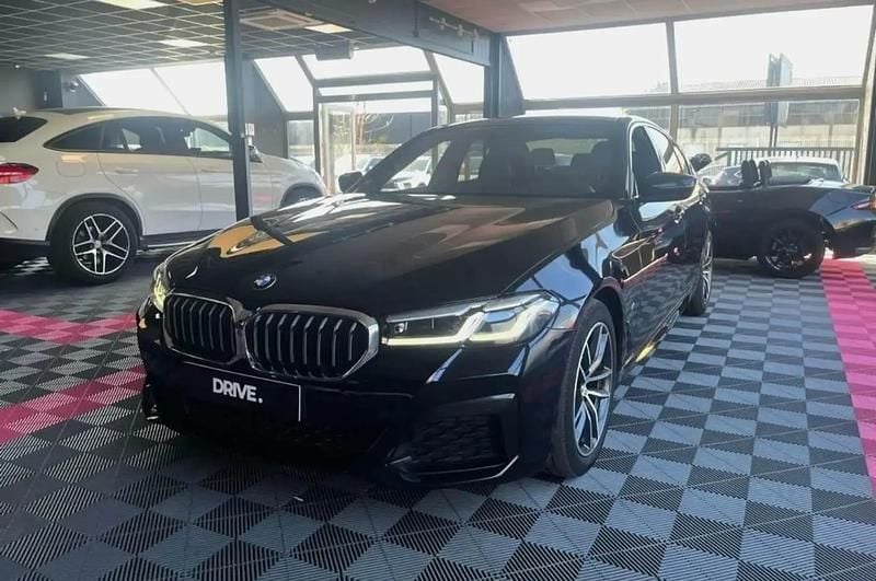 Utilisé 2021 BMW 520 M Sport Berline | 33 900 € (Prix juste) - Image 1/4