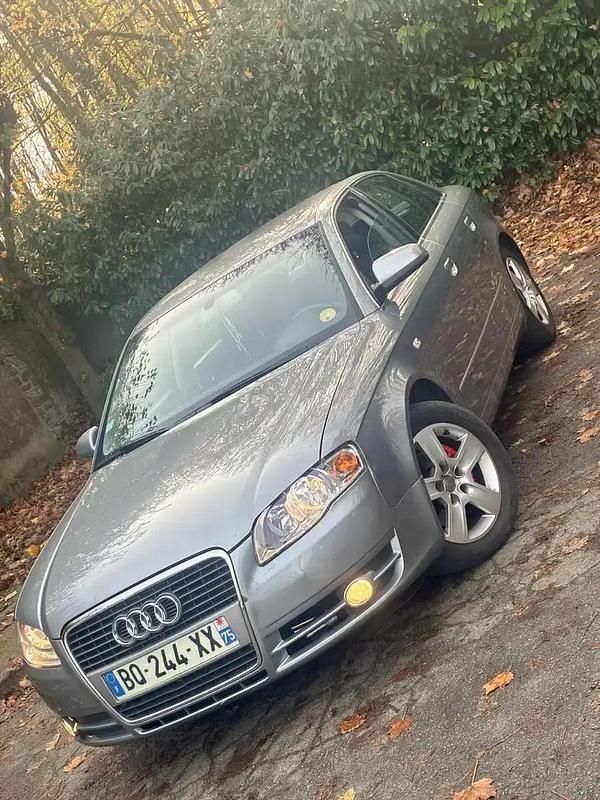 Utilisé 2005 Audi A4 Berline | 2 500 € - Image 1/4