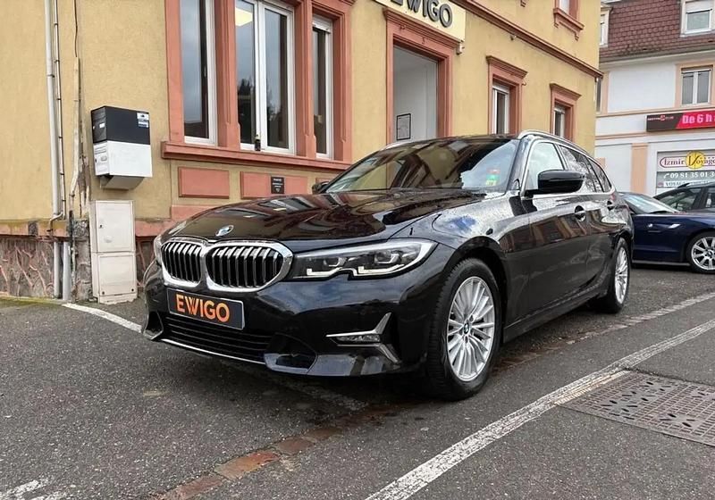 Noir Occasion 2020 BMW 320e Luxury Line Break | 23 990 € (Super prix) - Image 1/4