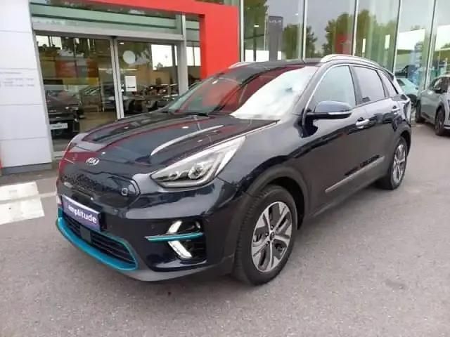 Bleu saphir métallisé Utilisé 2021 Kia e-Niro Premium SUV | 23 999 € (Prix juste) - Image 1/4
