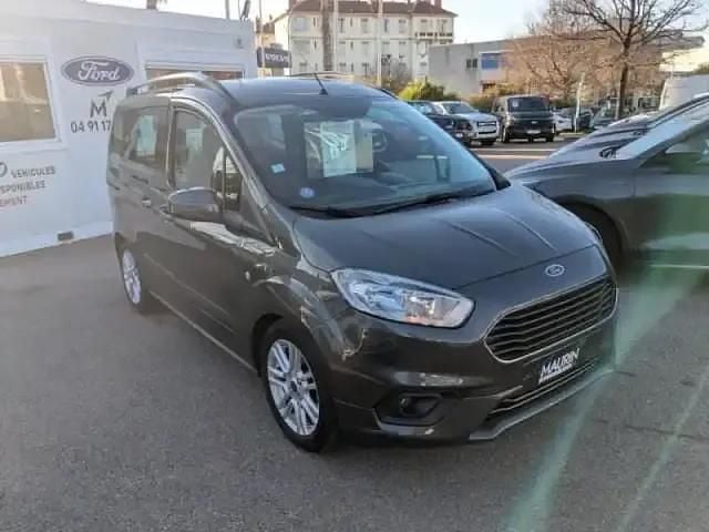 Gris Occasion 2019 Ford Tourneo Courier Titanium Monospace | 12 900 € (Prix juste) - Image 1/4