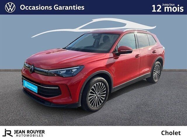 Rouge Utilisé 2024 VW Tiguan Edition SUV | 38 989 € (Prix juste) - Image 1/4