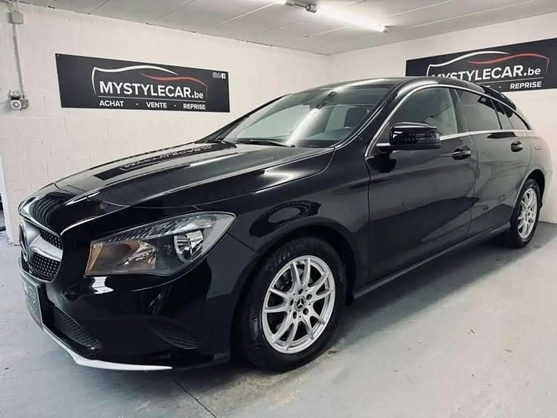 Noir Utilisé 2018 Mercedes CLA180 Berline | 18 500 € (Bon prix) - Image 1/4