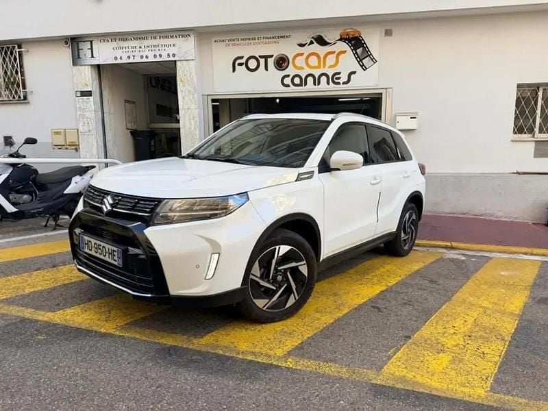 Blanc Occasion 2025 Suzuki Vitara SUV | 22 990 € (Prix juste) - Image 1/4