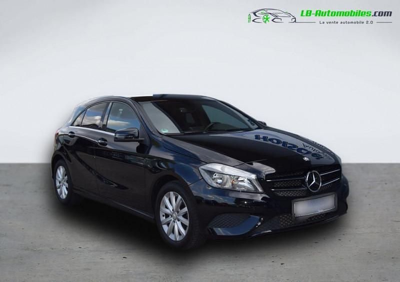 Utilisé 2015 Mercedes A180 Berline | 20 800 € - Image 1/3