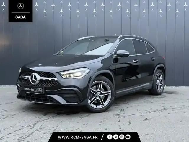 Noir Utilisé 2022 Mercedes GLA200 AMG line SUV | 36 900 € (Prix juste) - Image 1/4