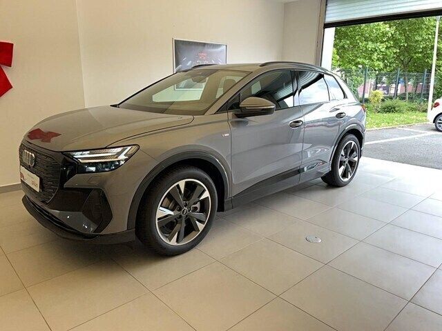 Gris typhon métallisé Utilisé 2025 Audi Q4 e-tron S-Line SUV | 60 400 € - Image 1/4