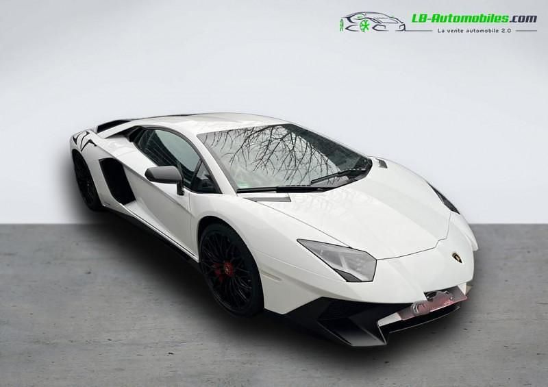 Utilisé 2016 Lamborghini Aventador Coupé | 580 400 € - Image 1/3