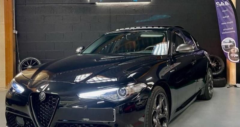 Noir Utilisé 2020 Alfa Romeo Giulia Ti Berline | 38 990 € (Prix cher) - Image 1/4