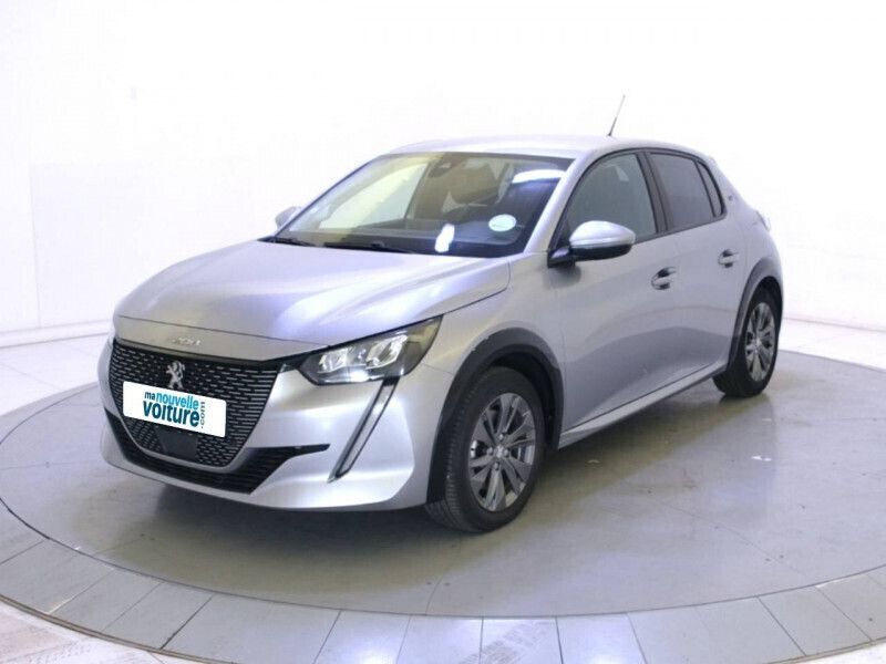 Gris Utilisé 2021 Peugeot e-208 Citadine | 14 990 € (Bon prix) - Image 1/4