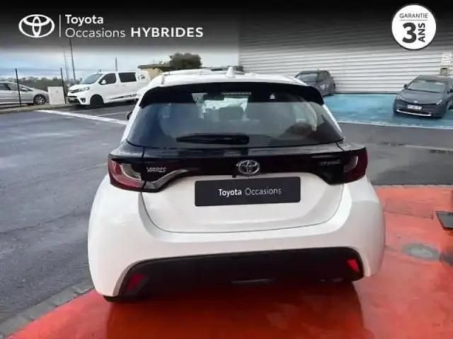 Occasion Toyota Yaris Hybrid Business Edition 116 ch (85 kW) 2023 Blanc Berline