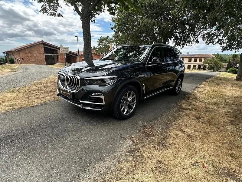 Gris Occasion 2019 BMW X5 xLine SUV | 44 500 € (Bon prix) - Image 1/4