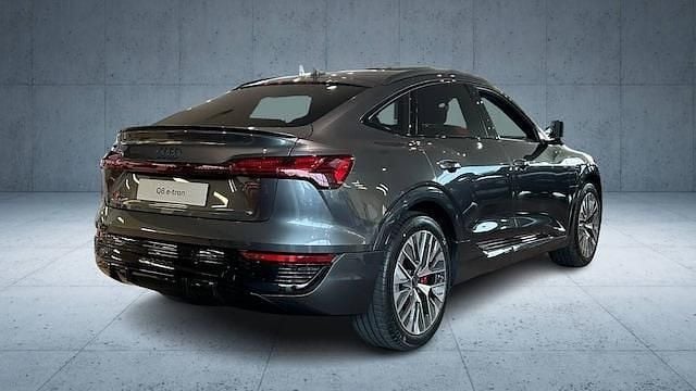Occasion Audi Q8 Sportback e-tron S-Line 300 kW (408 ch) 2024 Gris daytona nacré SUV